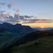Sonnenaufgang bei der Alphütte