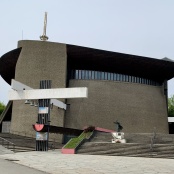 Die einzige Kirche, die im Kommunismus entstand