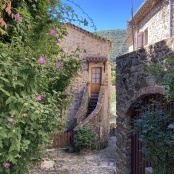 Mialet: ein &uuml;beraltertes, fast verlassenes Dorf