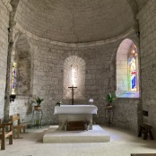 in der romanischen, katholischen Kirche