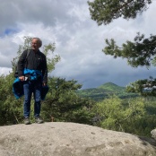 Wanderung im Zittauer Gebirge: Verschnaufpause mit Ausblick